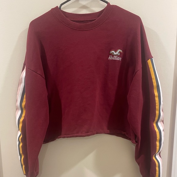 Hollister Cropped Red Striped Sweatshirt Women’s Sz L - Picture 2 of 6